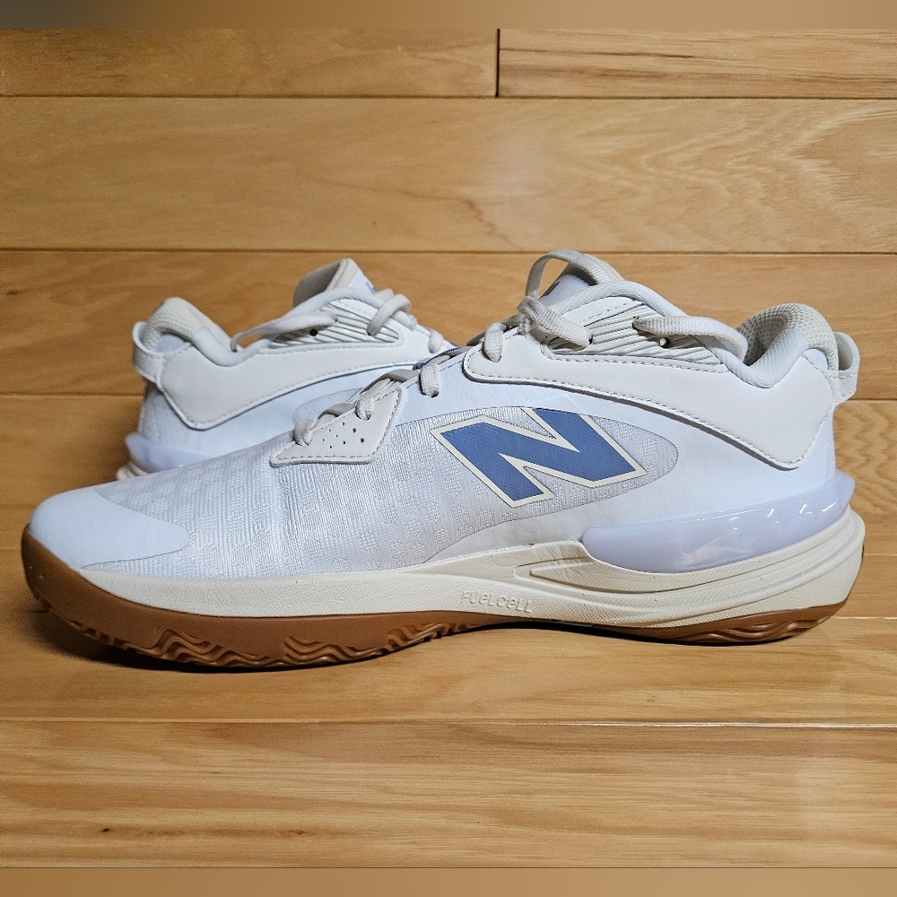 New Balance Hesi Low V2 White Linen Basketball Shoe Size 10.5 Mens BBHSLHR2 - Picture 8 of 9